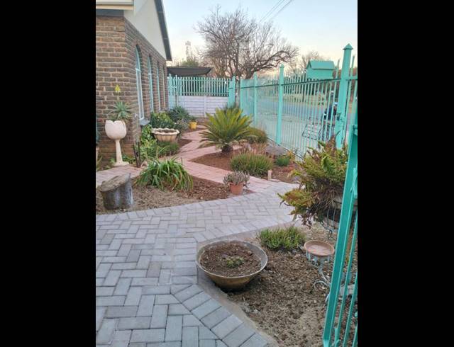 4 BEDROOM HOUSE FOR SALE IN DANVILLE